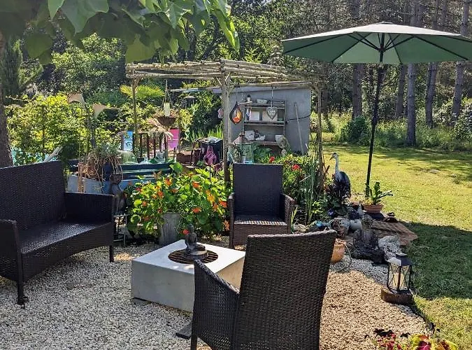 Bed & Breakfast Au ' Bord Des Landes '